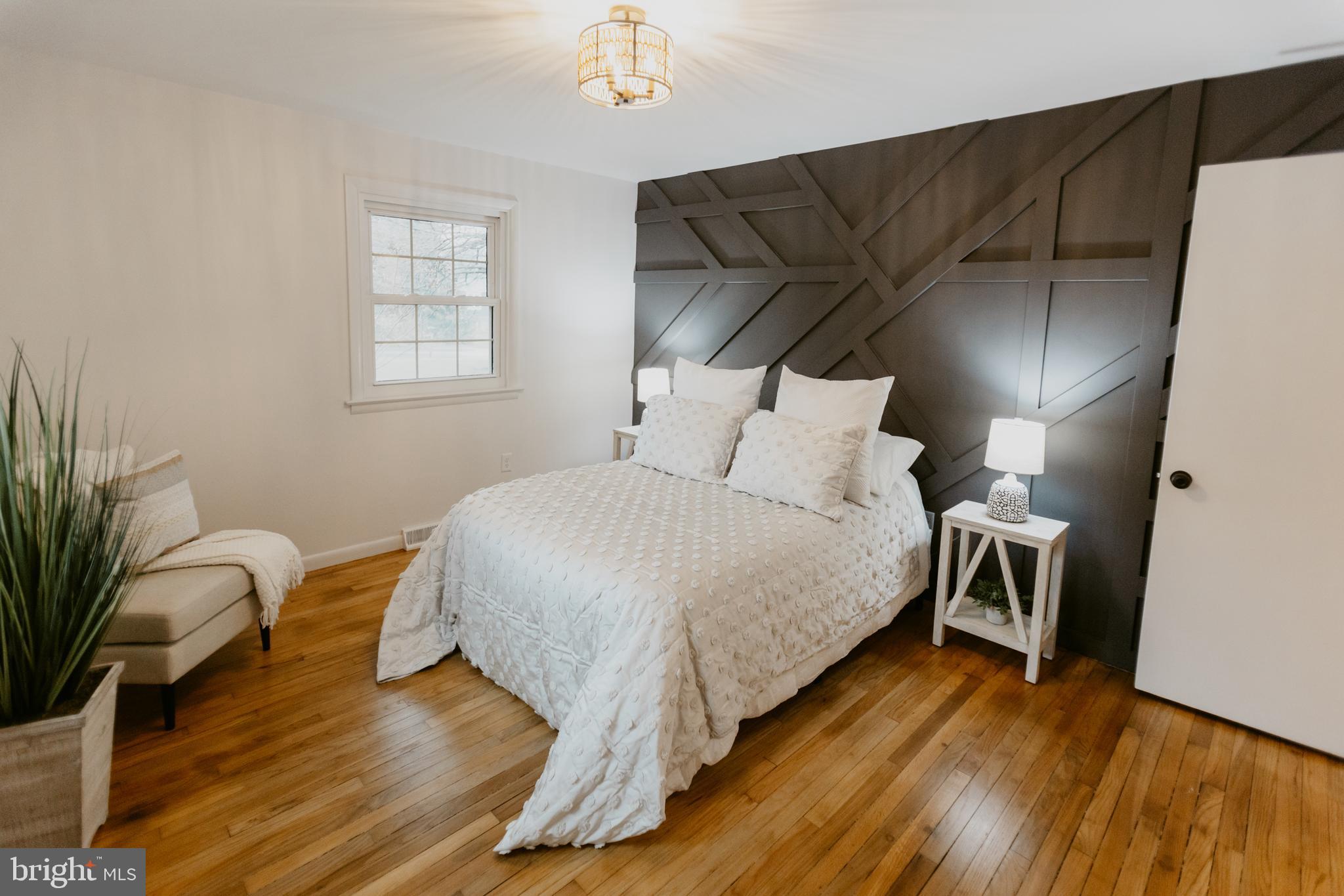 LEACOCK TWP - Residential