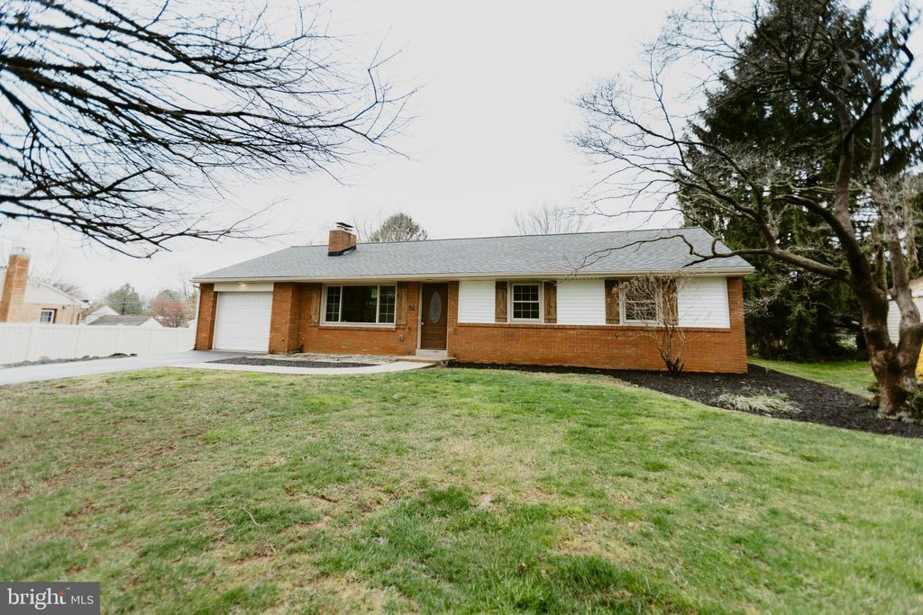 Photo of 62 Logging Road, Leola, PA 17540 (MLS # PALA2049040)