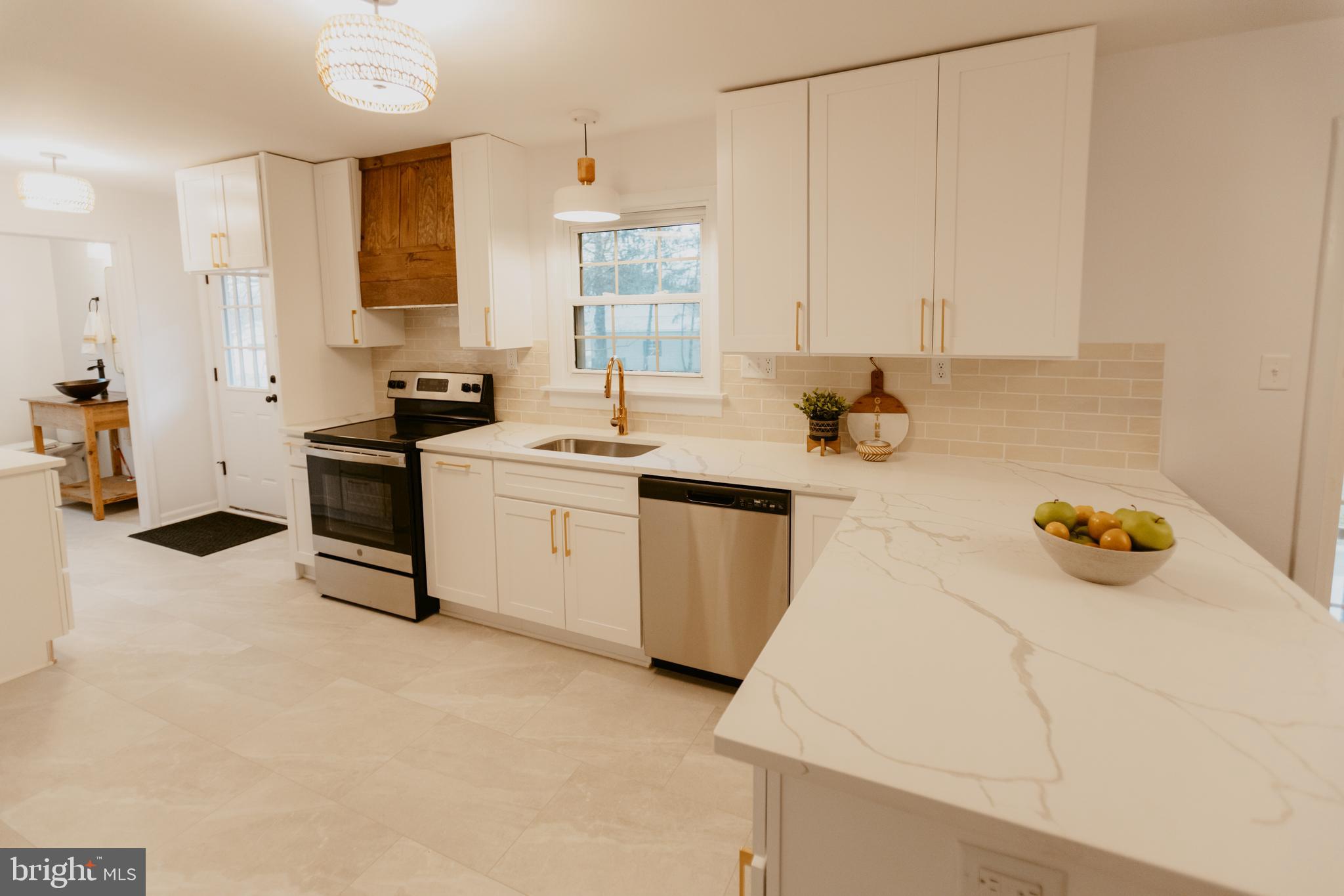 LEACOCK TWP - Residential