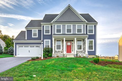 Photo of 532 Spring Hollow Drive, NEW HOLLAND, PA 17557 (MLS # PALA2077316)