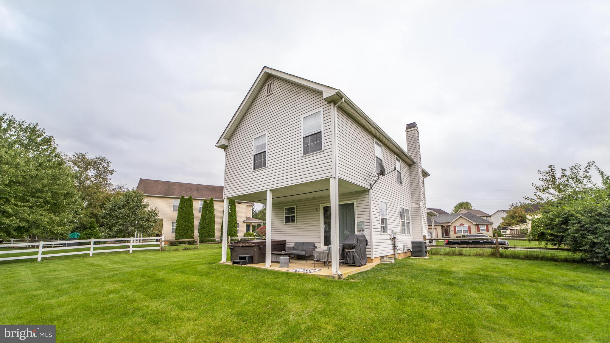 VISTA ESTATES - Residential