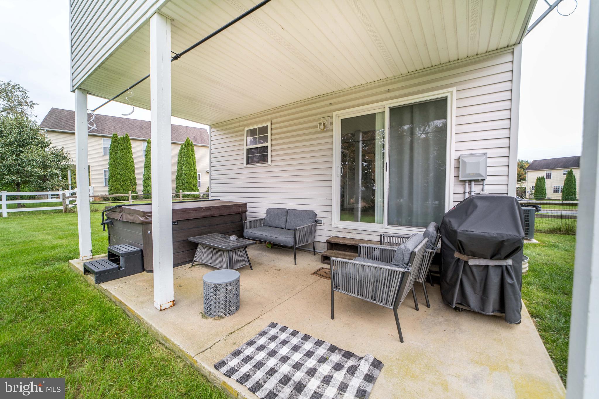 VISTA ESTATES - Residential