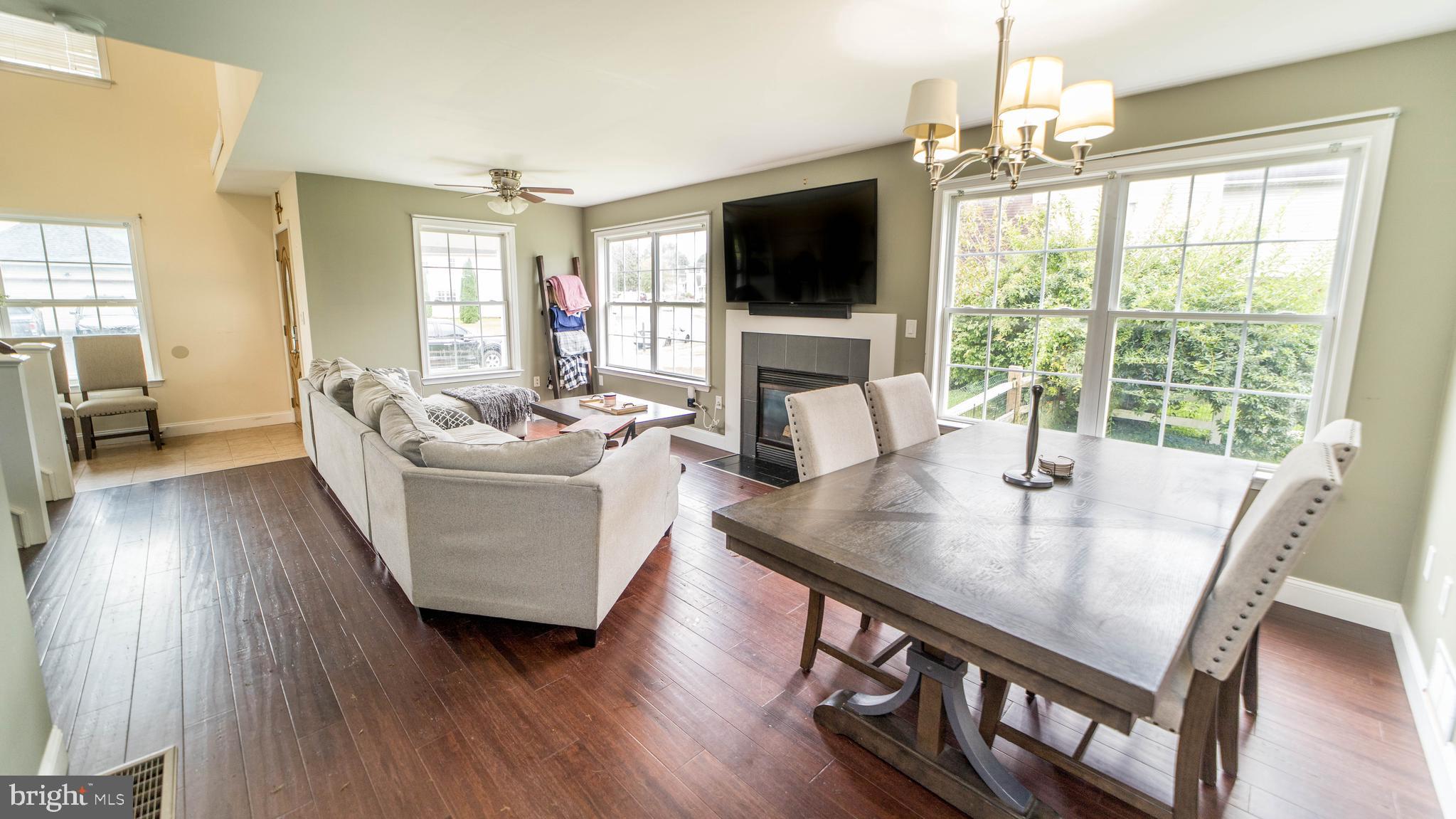 VISTA ESTATES - Residential