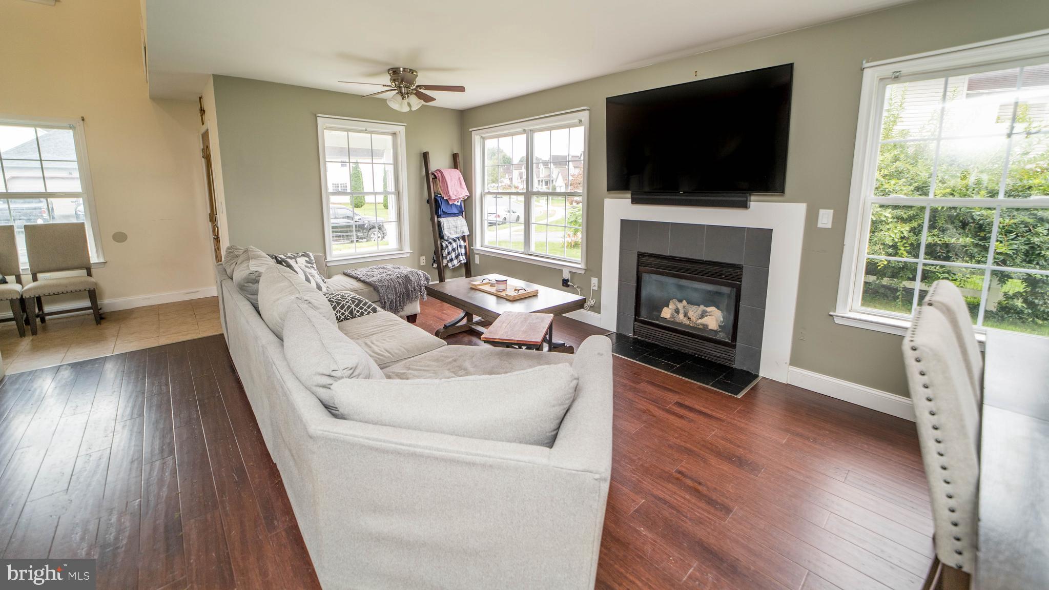 VISTA ESTATES - Residential