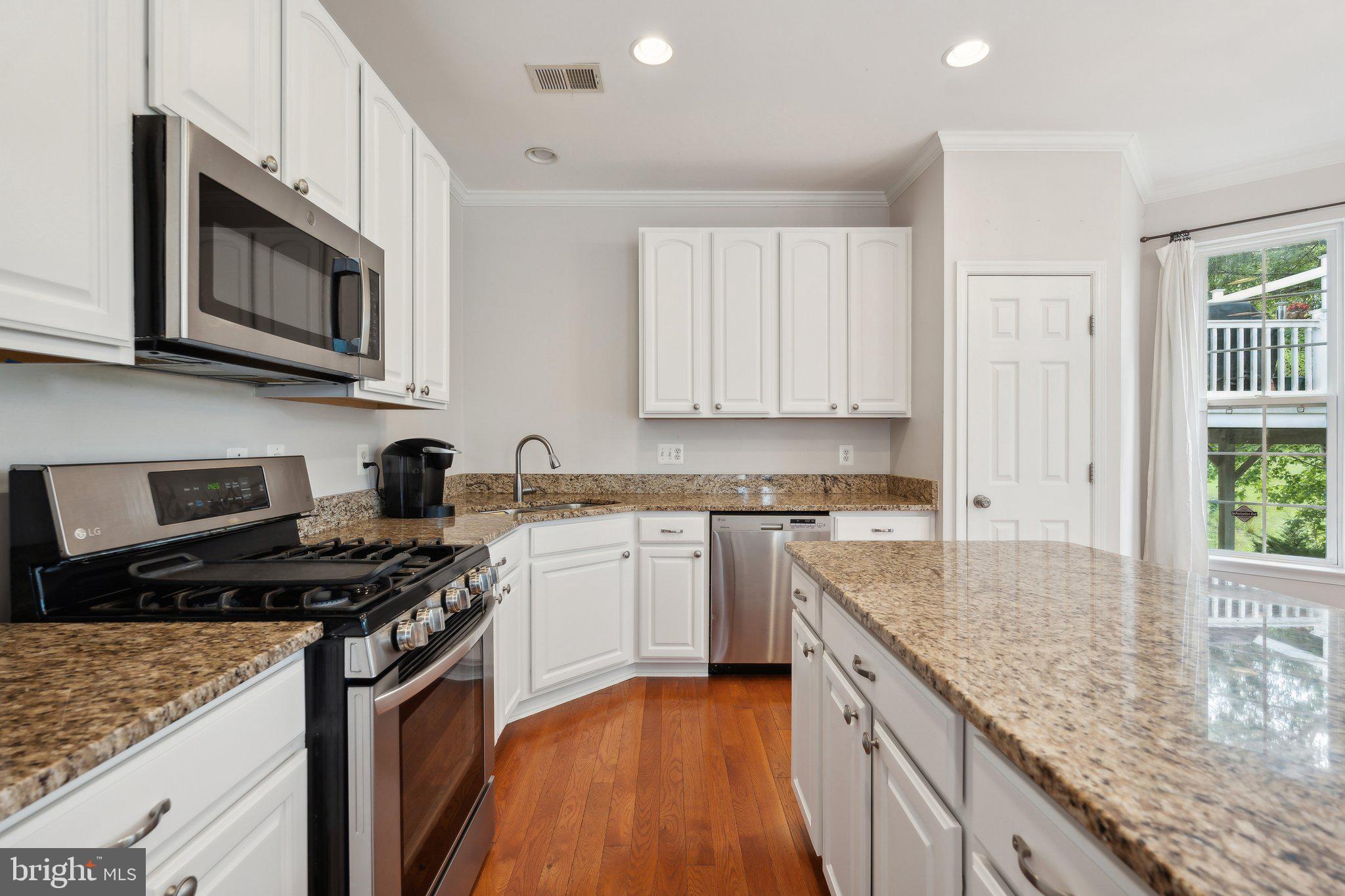 RIPPON LANDING - Residential