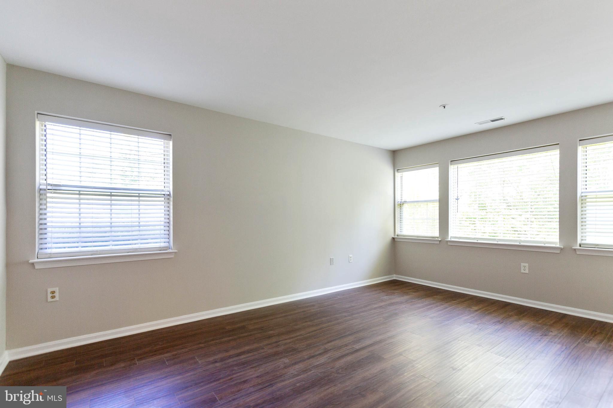 MONTGOMERY RUN - Residential