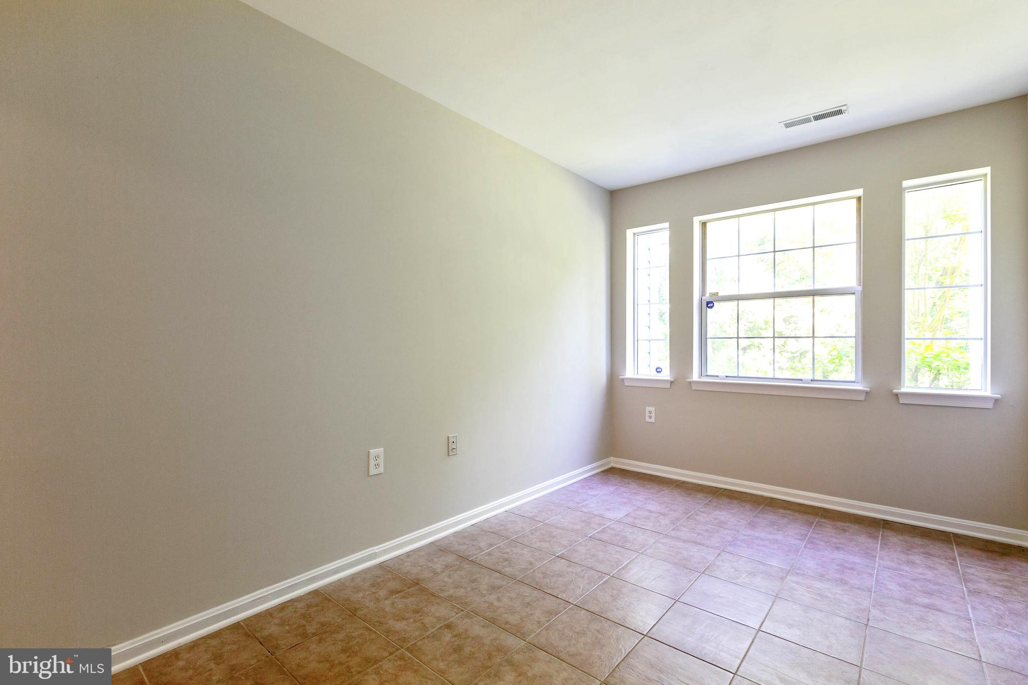 MONTGOMERY RUN - Residential