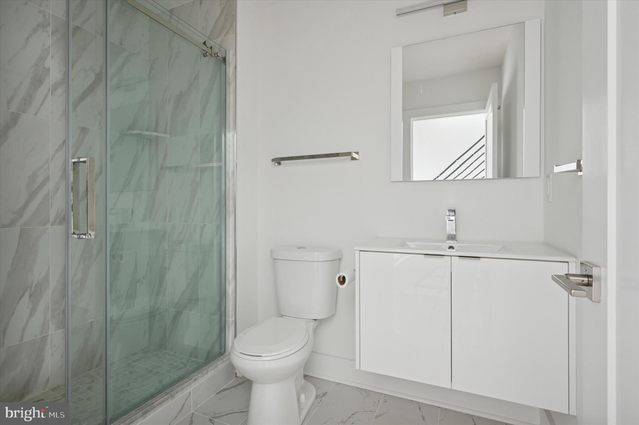 EAST KENSINGTON - Residential Lease