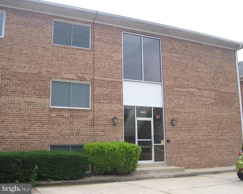 738 N Wakefield Street Unit 9, Arlington, VA MLS: VAAR2054428