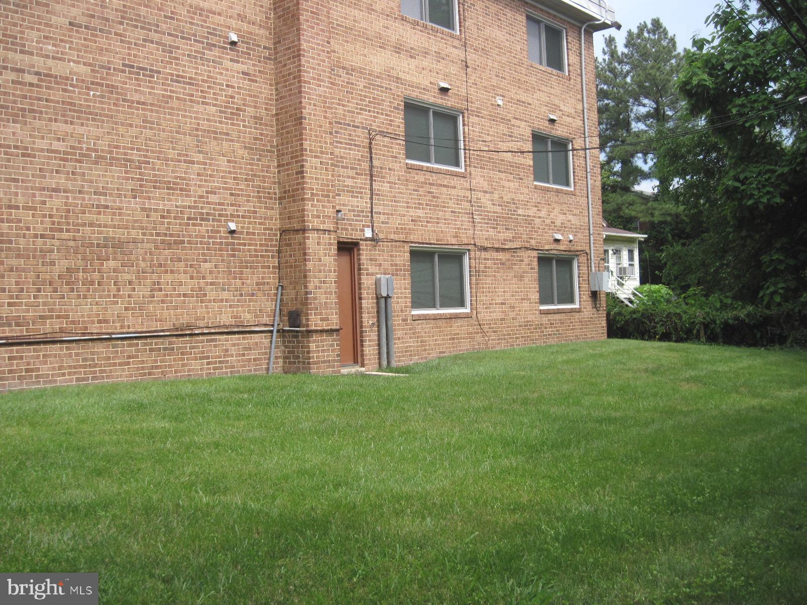 BALLSTON - Residential Lease