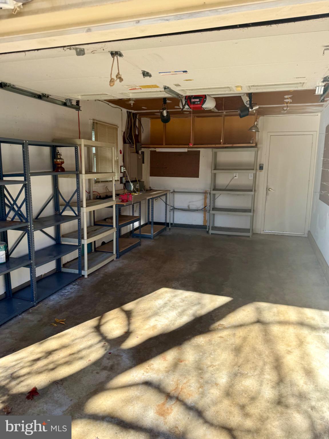 LAKEWOOD HILLS - Residential