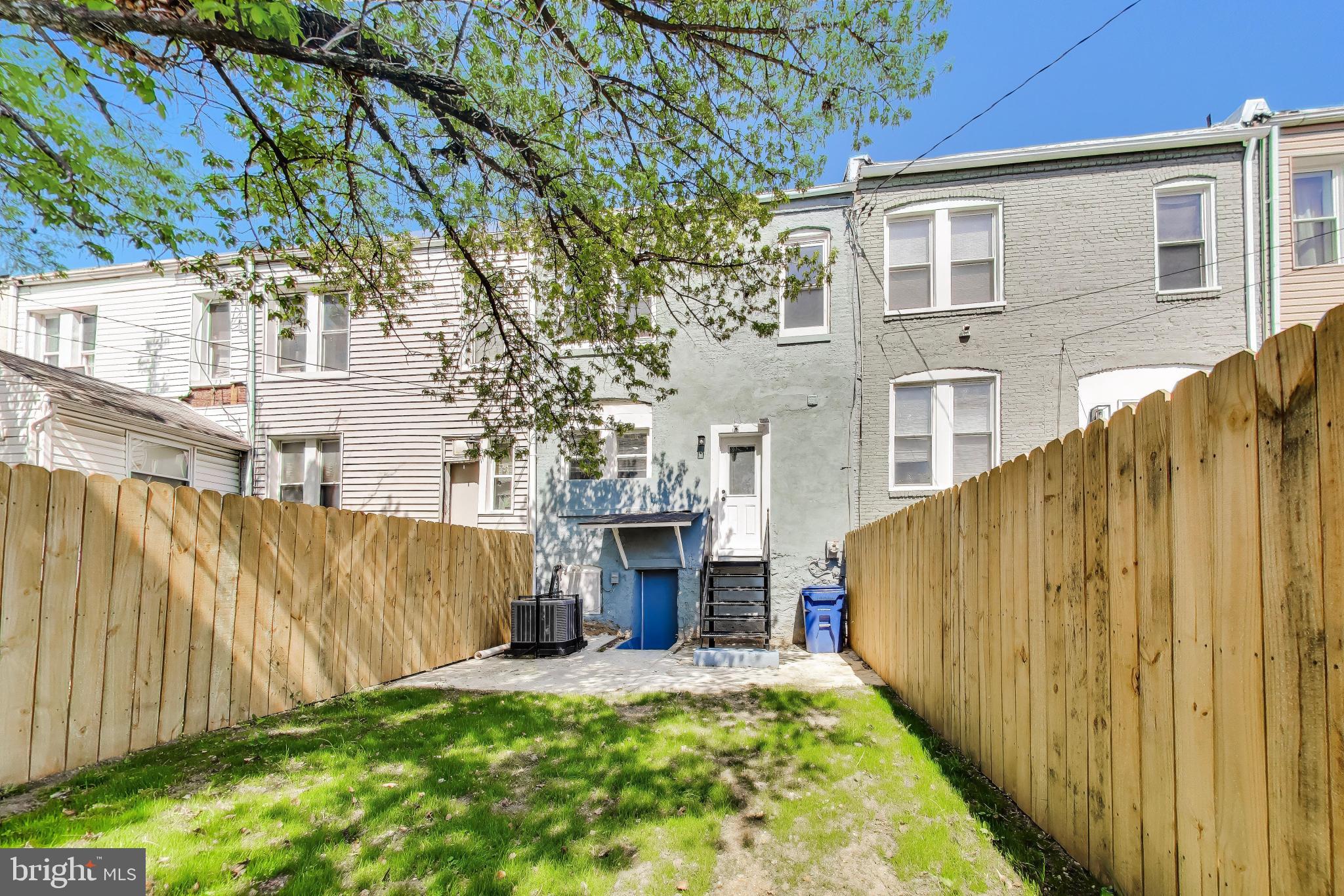 LUCILLE PARK - Residential