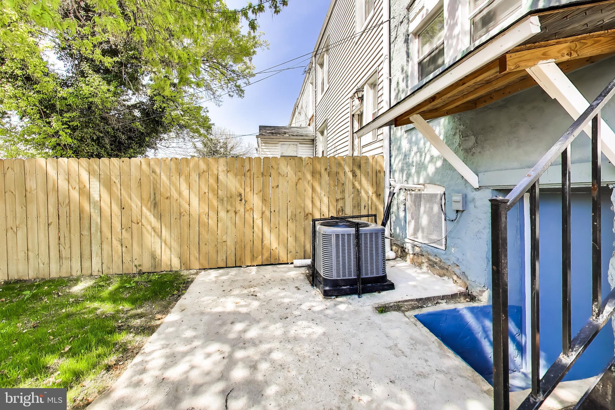 LUCILLE PARK - Residential