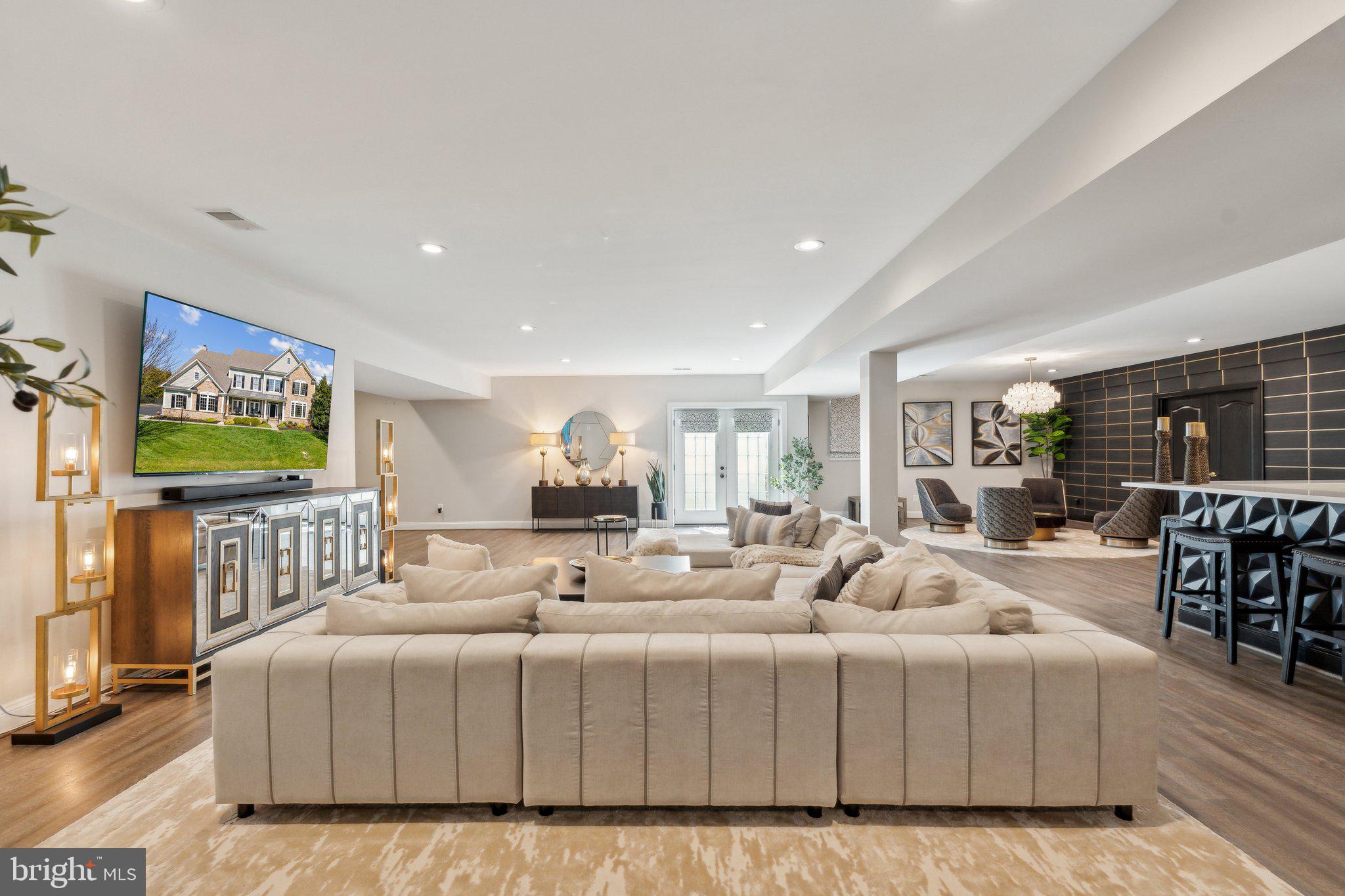 ROKEBY FARM - Residential