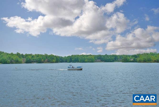 LAKE MONTICELLO - Residential