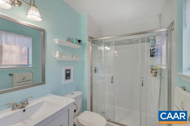 LAKE MONTICELLO - Residential