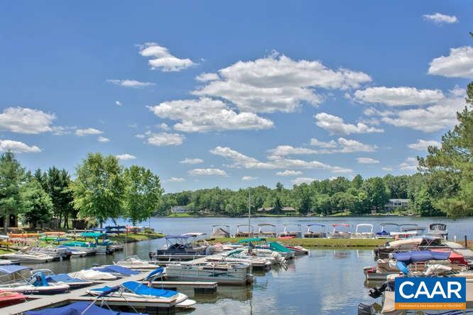 LAKE MONTICELLO - Residential