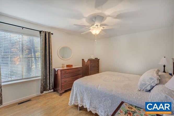 LAKE MONTICELLO - Residential