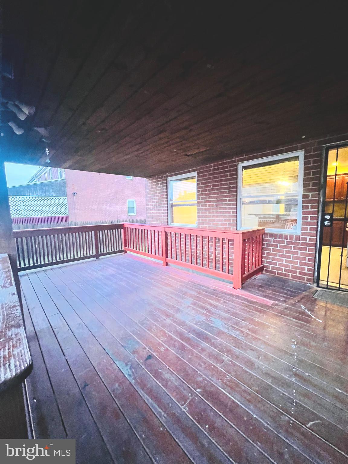 COUNTRY RIDGE - Residential Lease