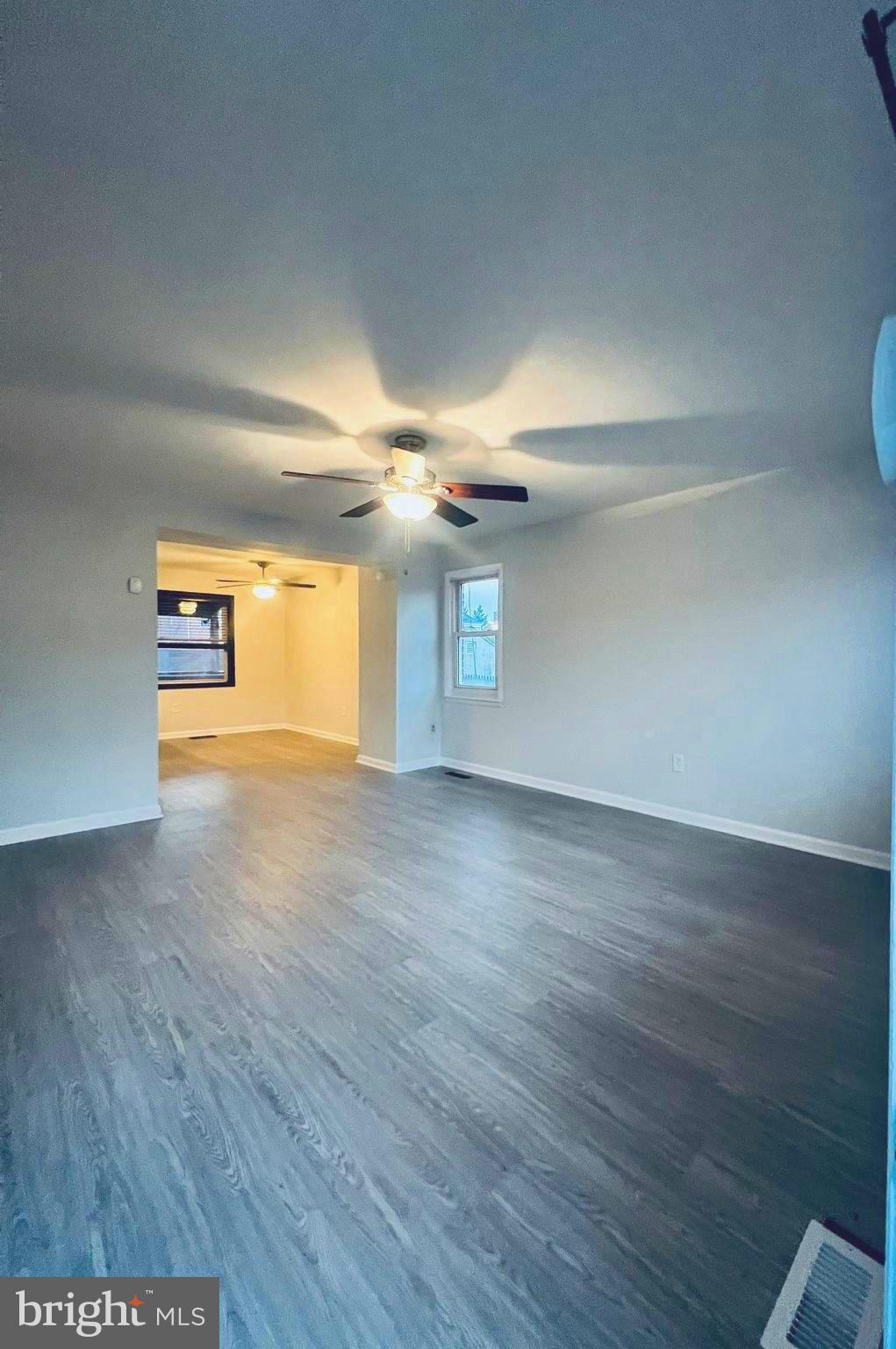 COUNTRY RIDGE - Residential Lease