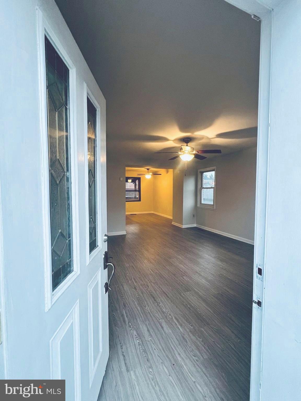 COUNTRY RIDGE - Residential Lease