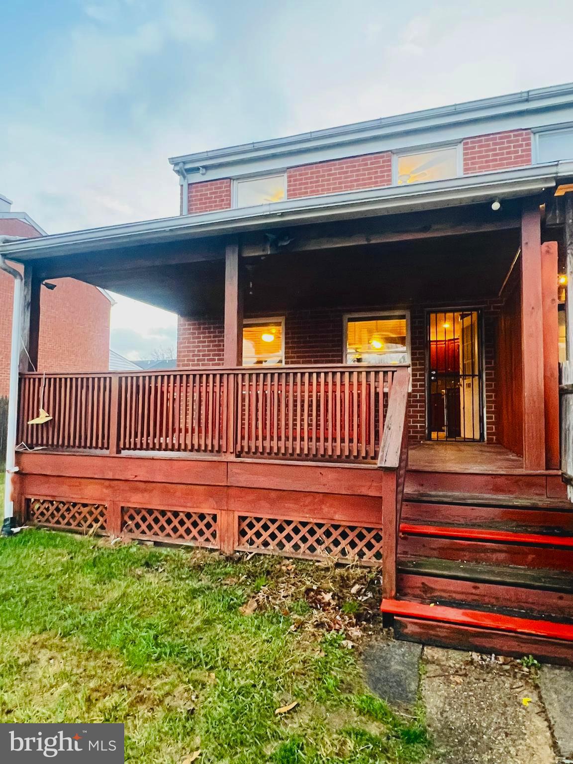 COUNTRY RIDGE - Residential Lease