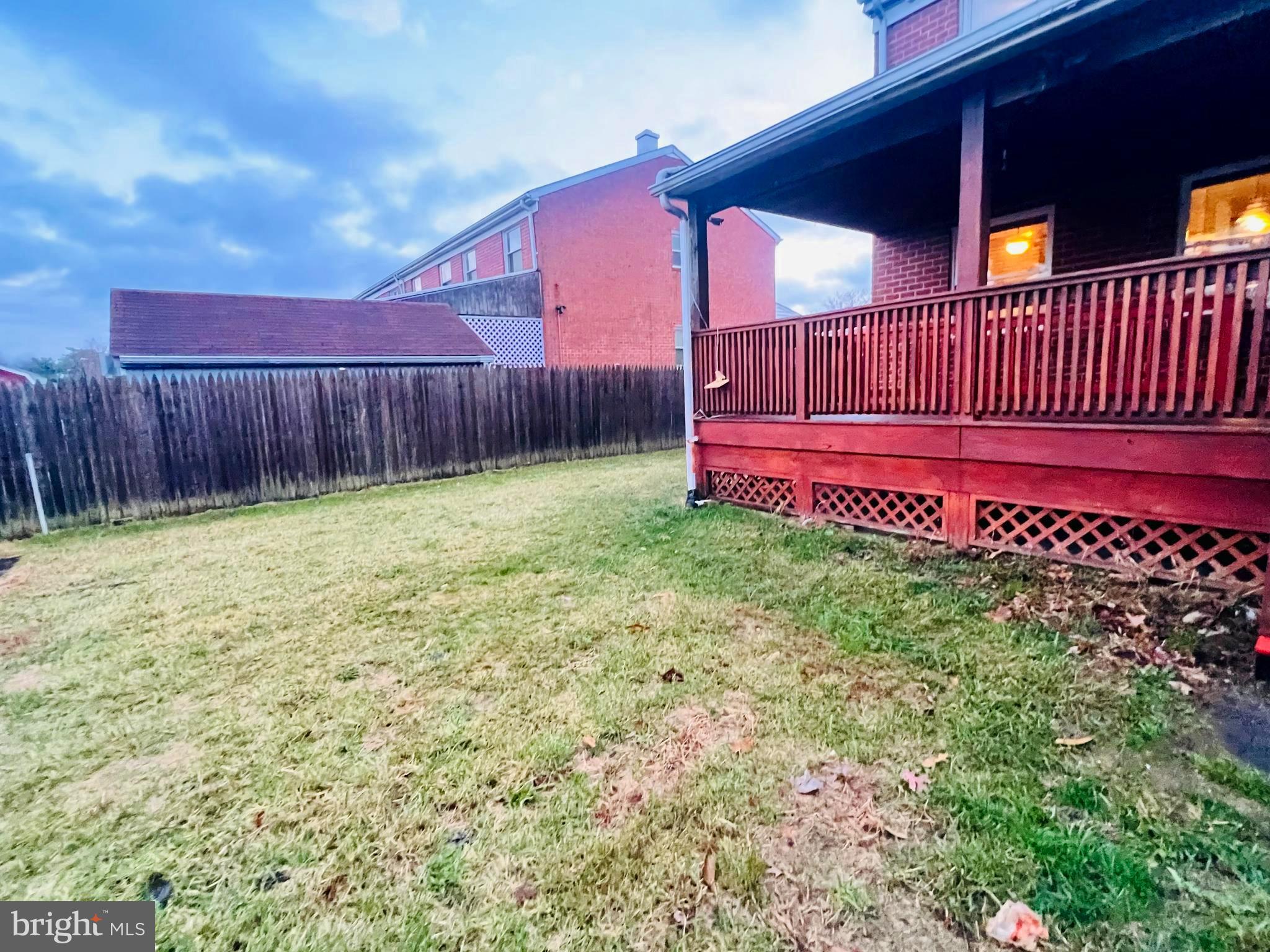 COUNTRY RIDGE - Residential Lease