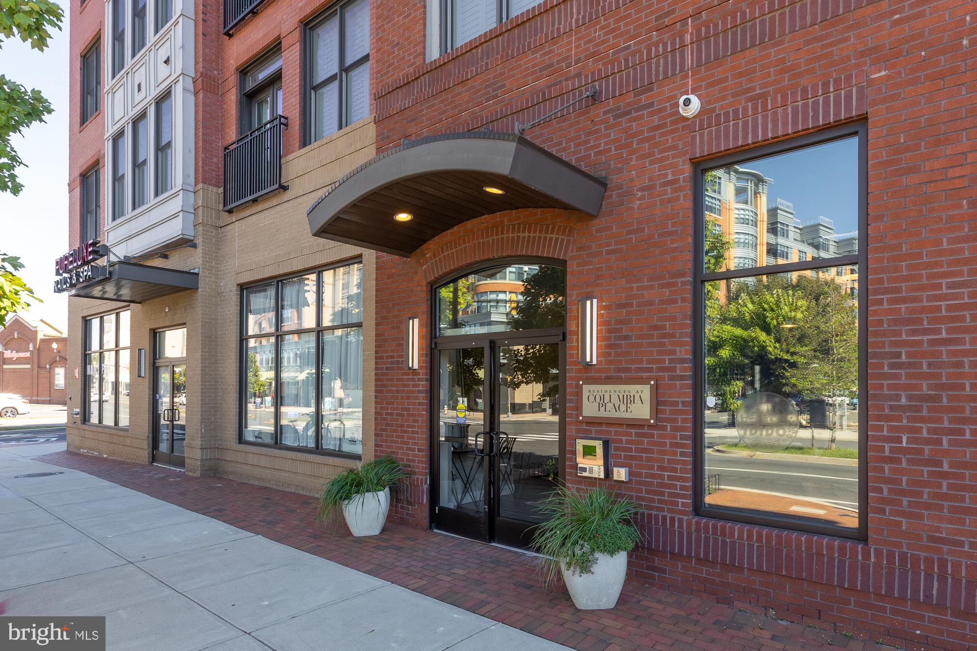 1107 S WALTER REED DRIVE 402