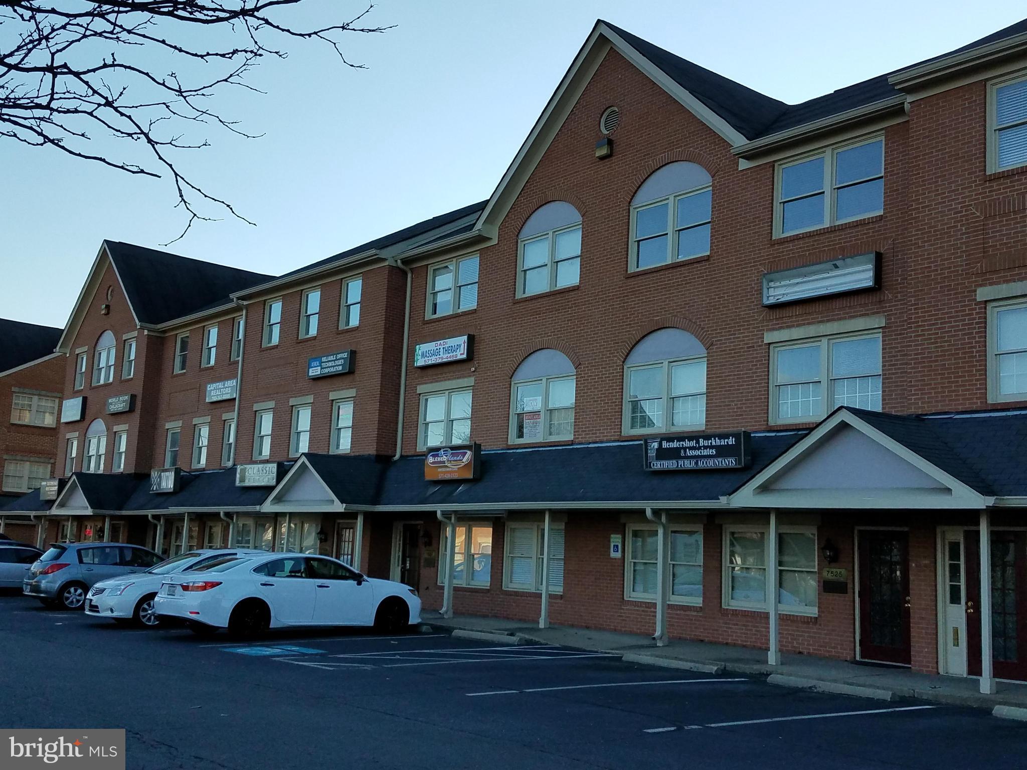 AMBASSADOR SQ - Commercial Sale