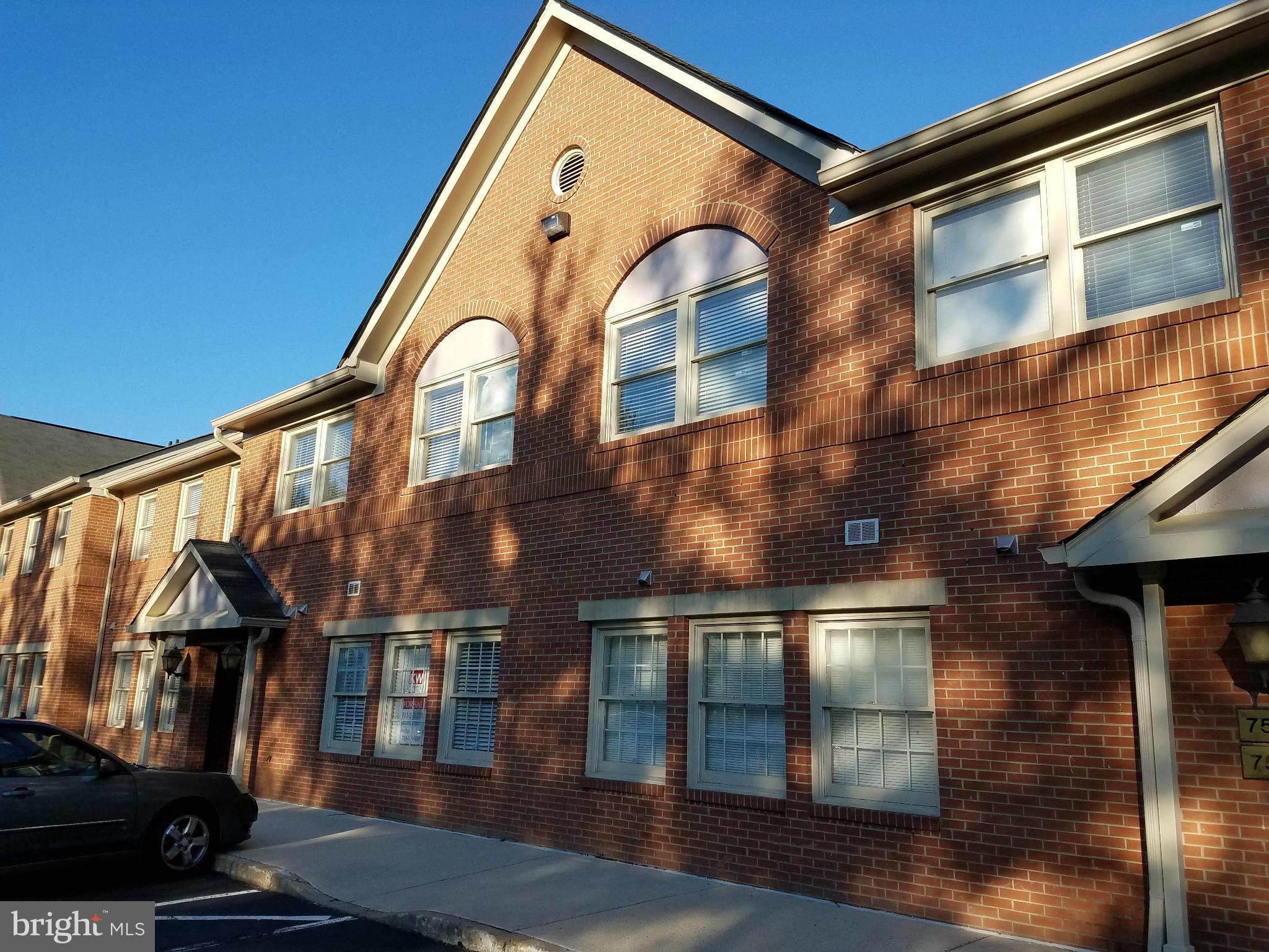 AMBASSADOR SQ - Commercial Sale