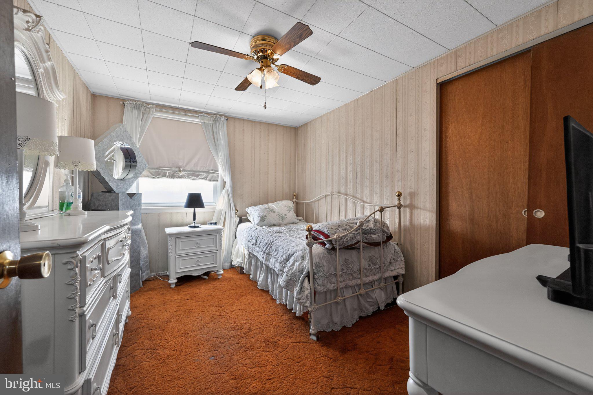 SOMERTON - Residential