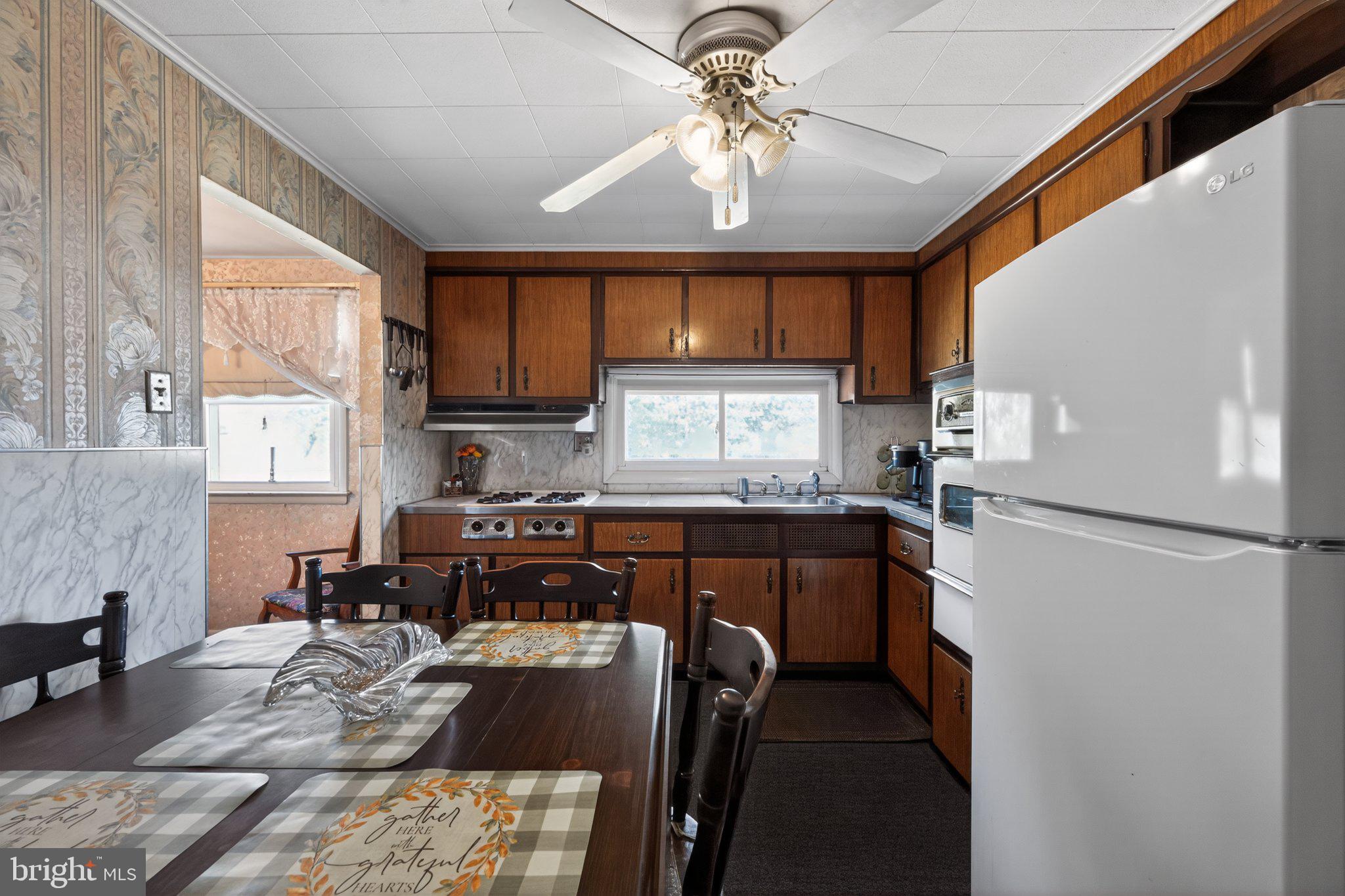 SOMERTON - Residential