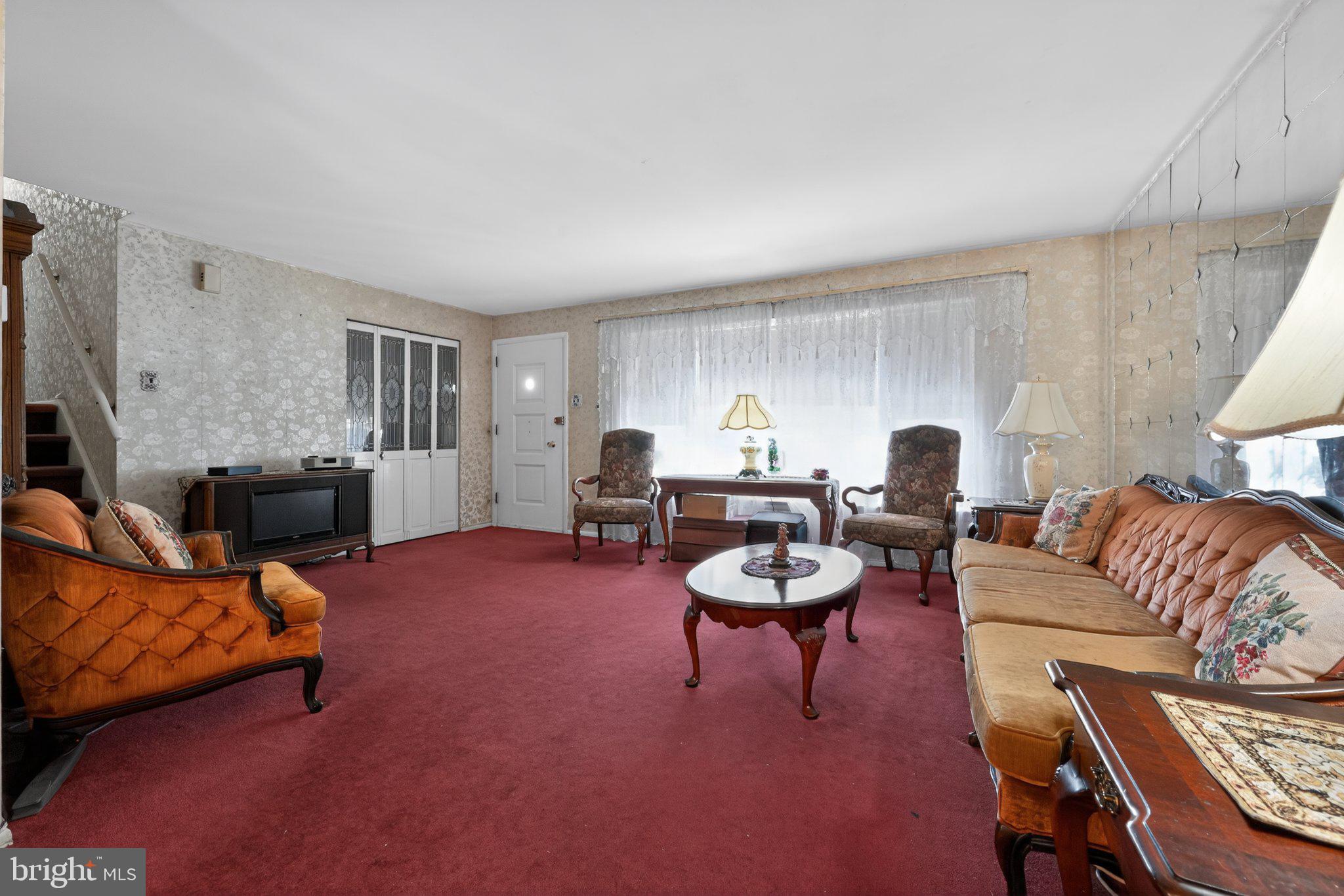 SOMERTON - Residential