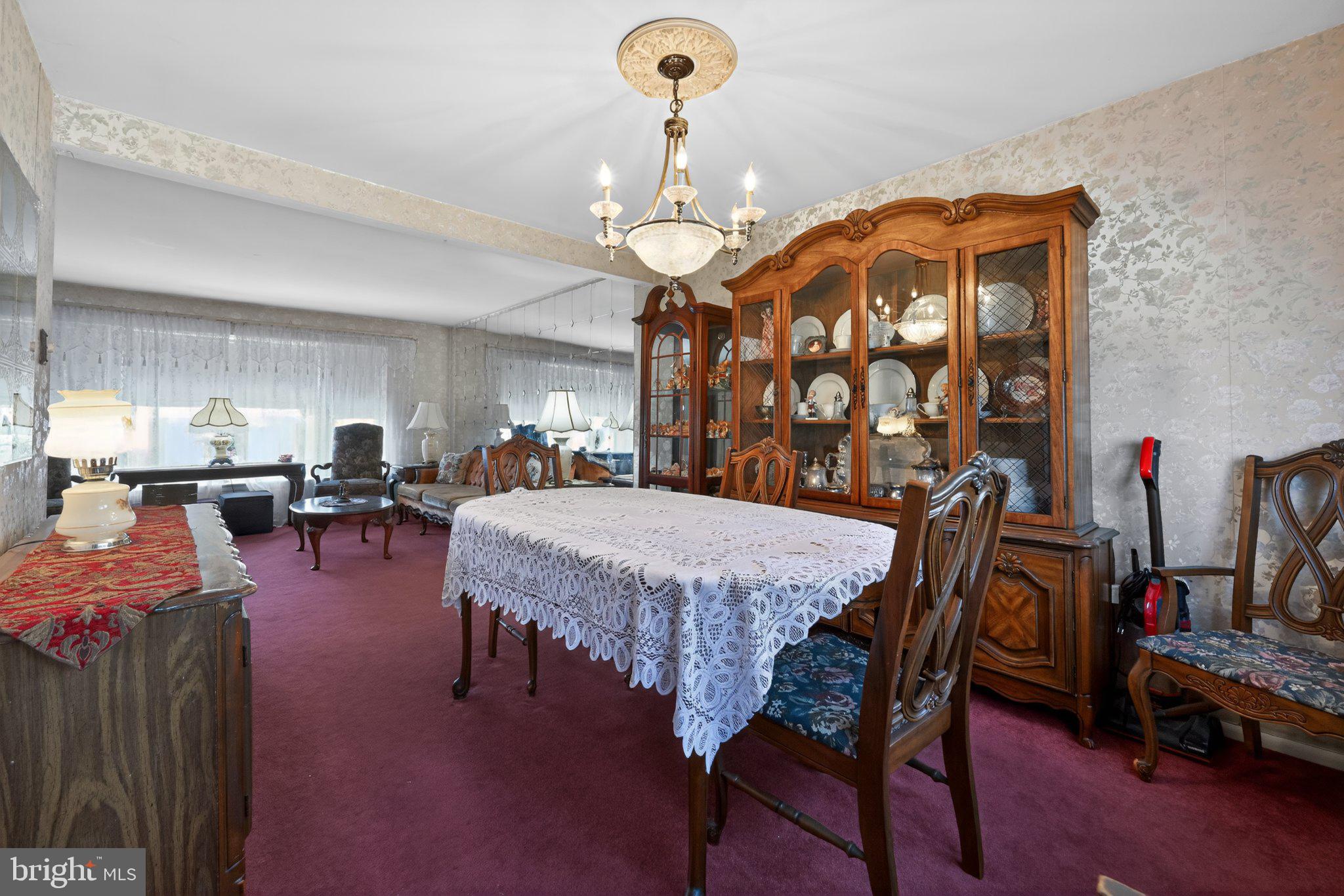 SOMERTON - Residential