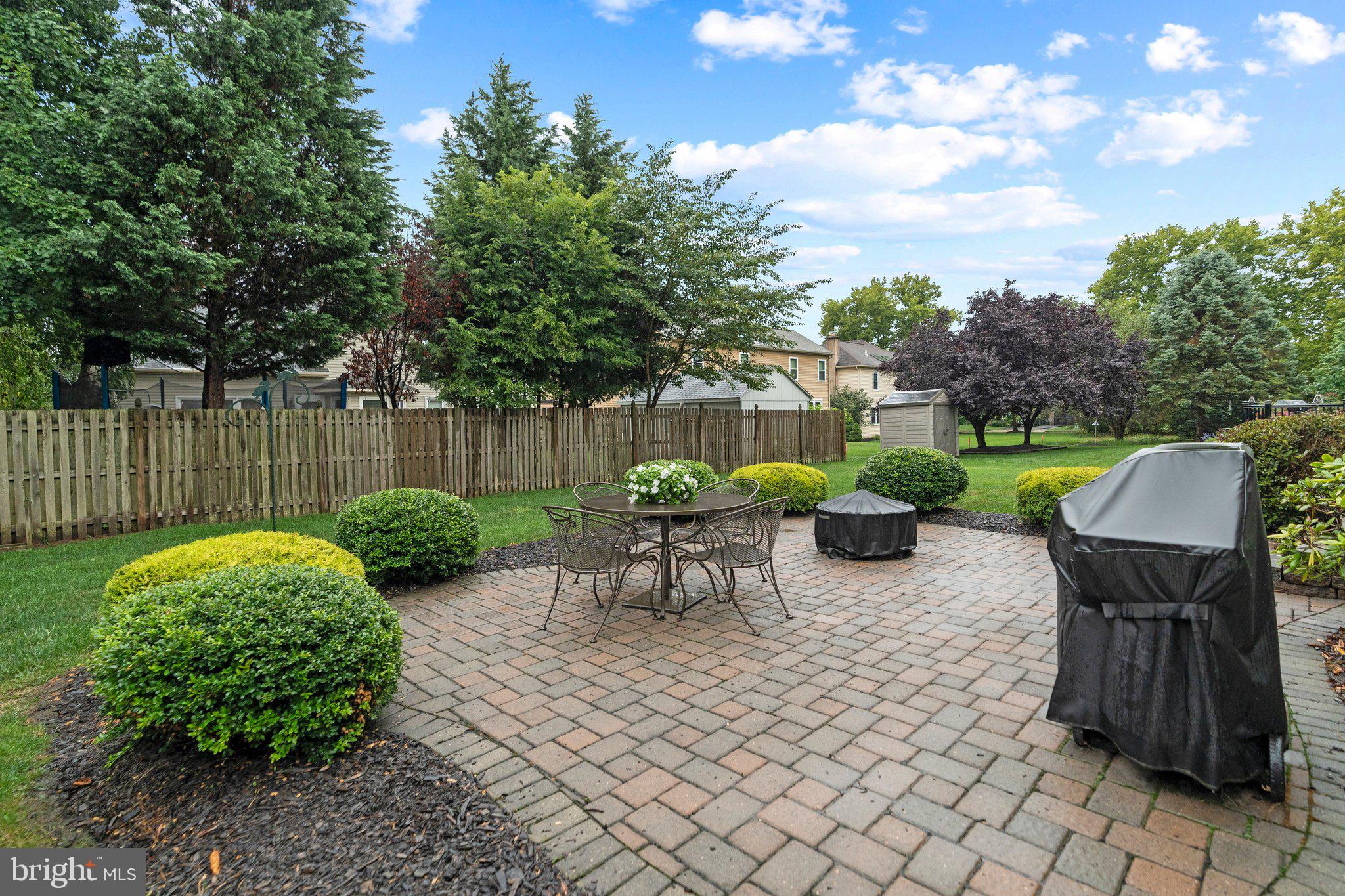 COLLEGEVILLE CROSS - Residential