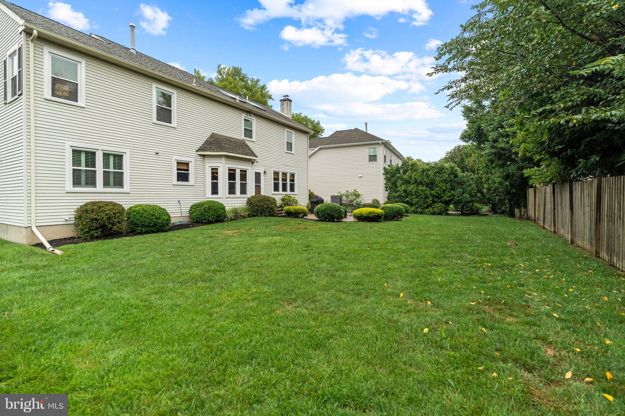 COLLEGEVILLE CROSS - Residential