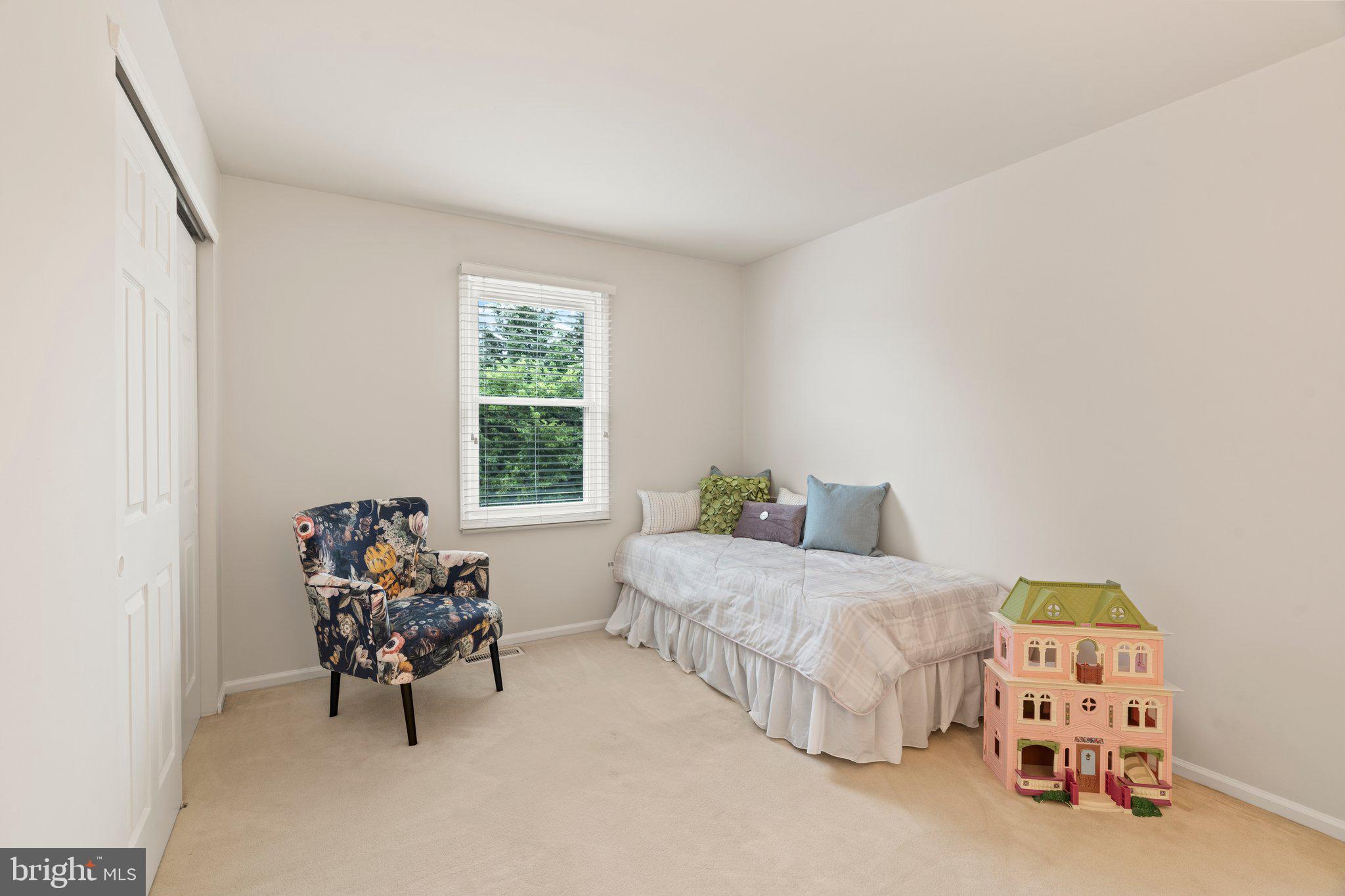 COLLEGEVILLE CROSS - Residential