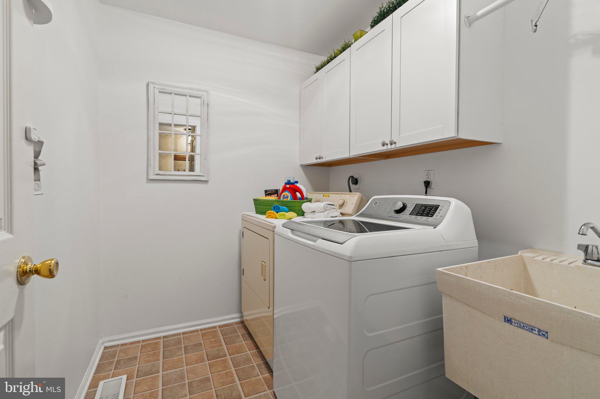 COLLEGEVILLE CROSS - Residential