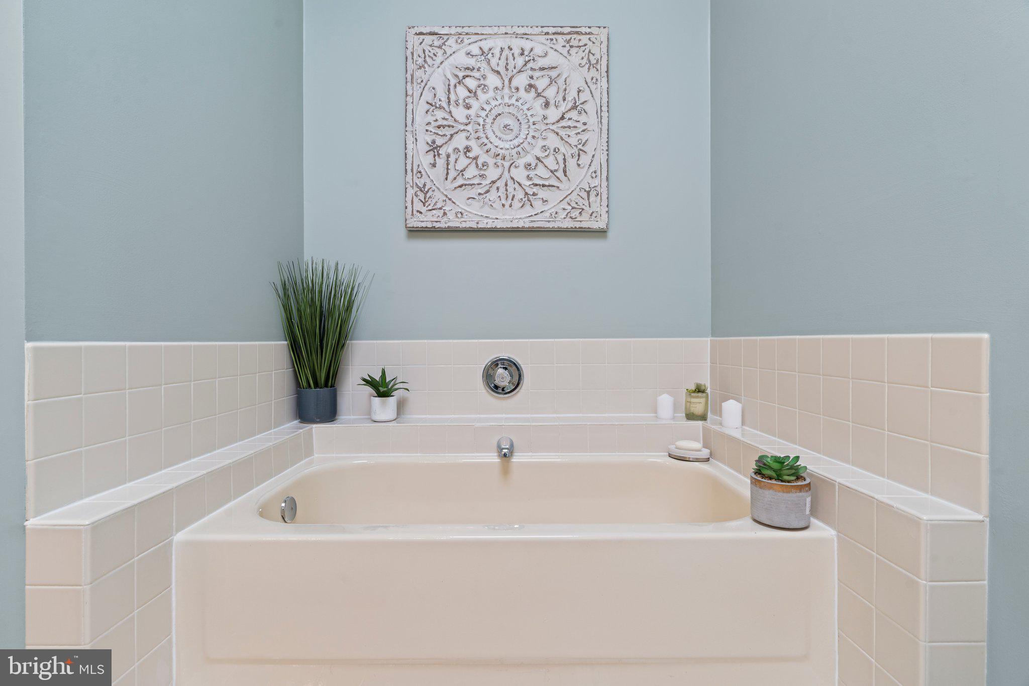 COLLEGEVILLE CROSS - Residential