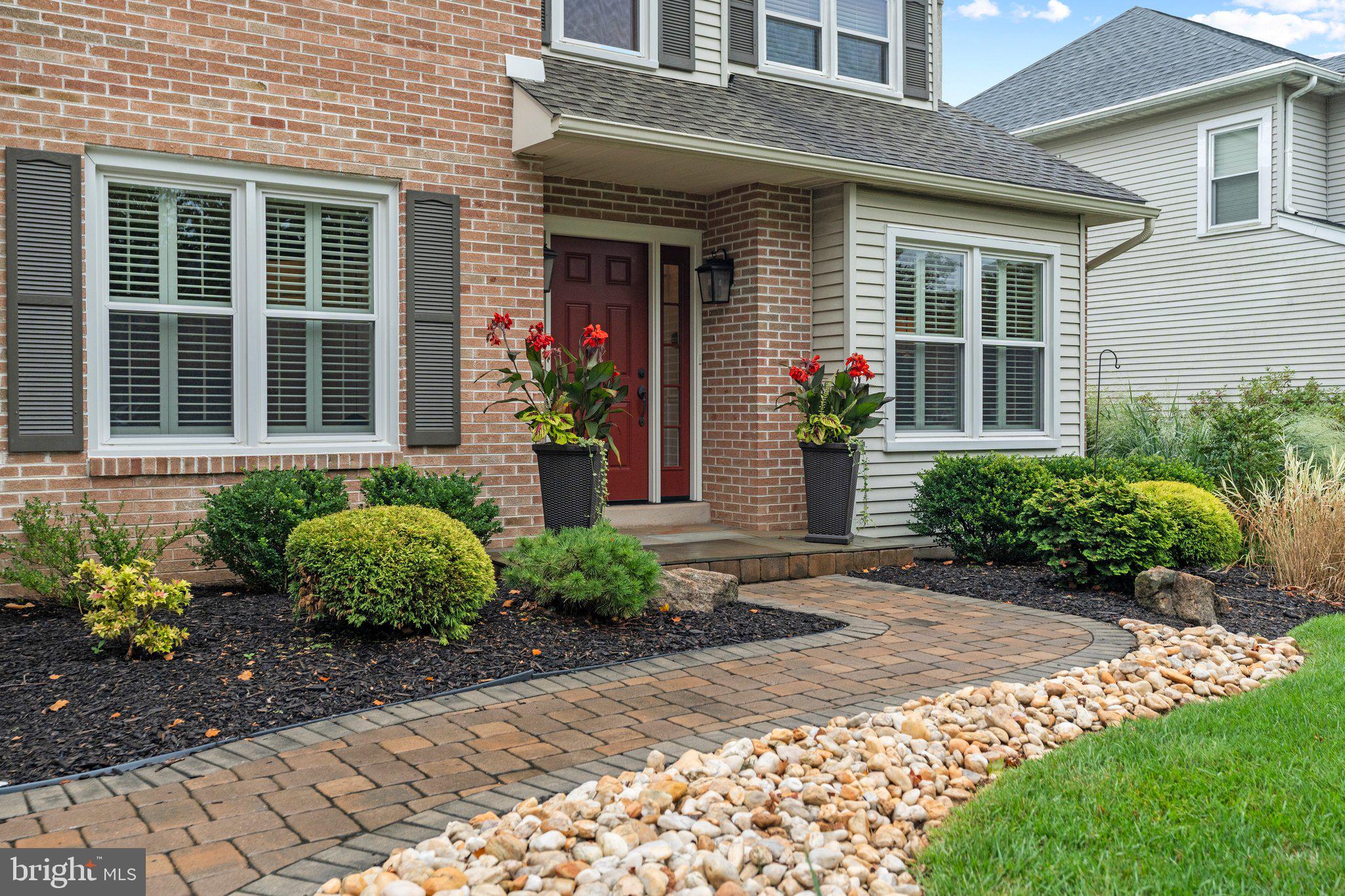 COLLEGEVILLE CROSS - Residential