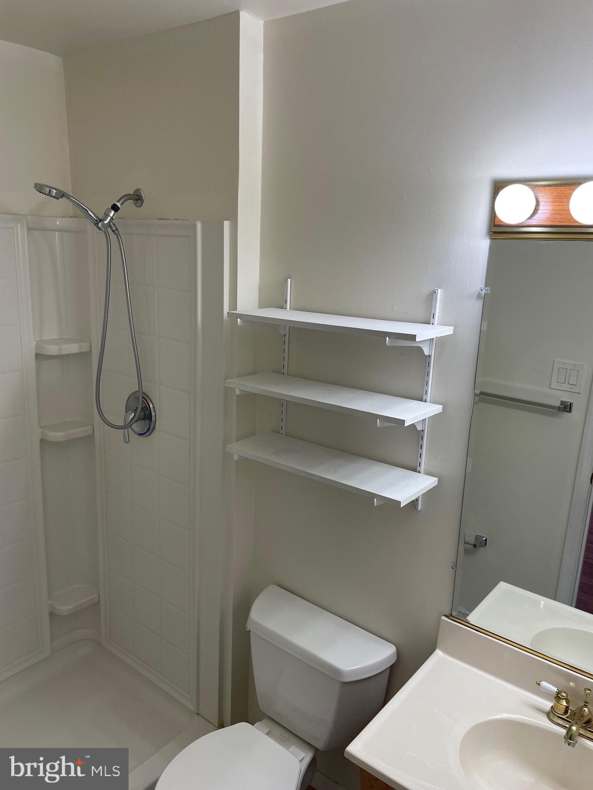 SOMERSET - Residential Lease