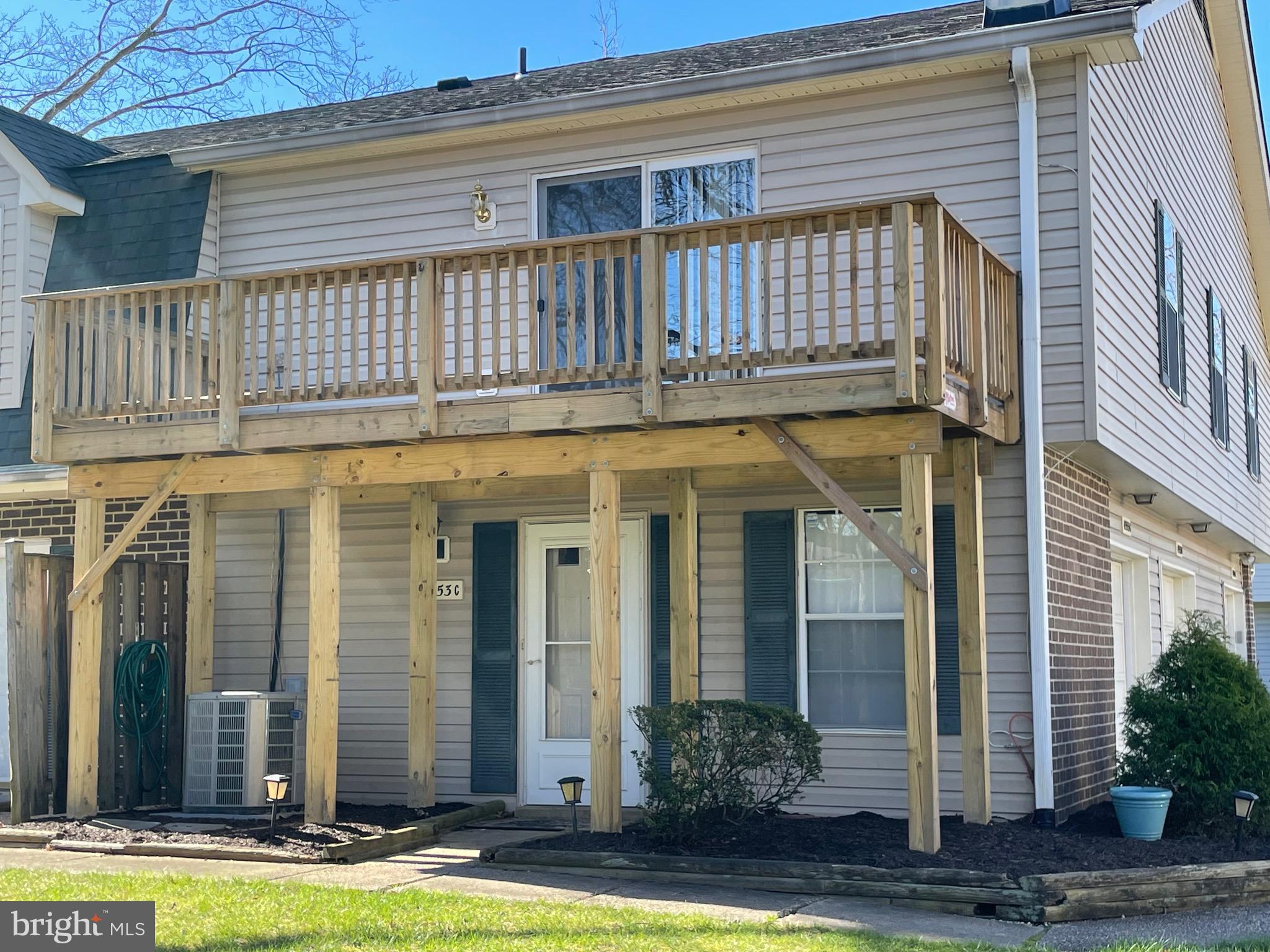 SOMERSET - Residential Lease