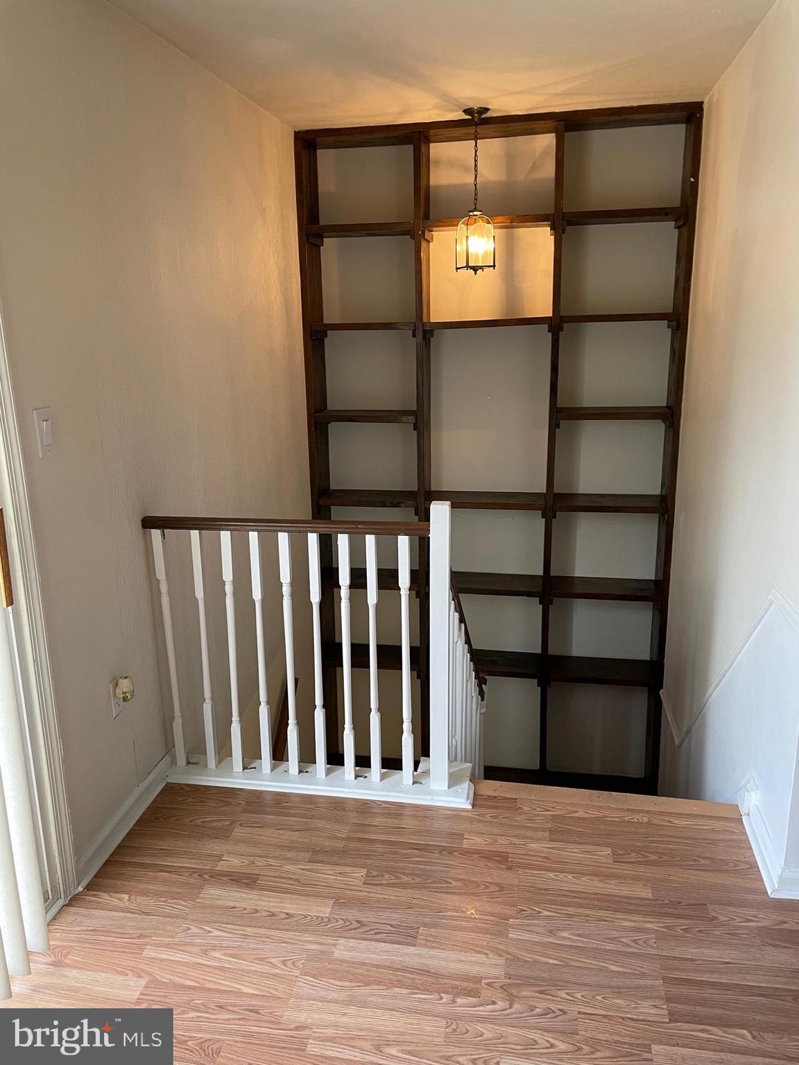 SOMERSET - Residential Lease