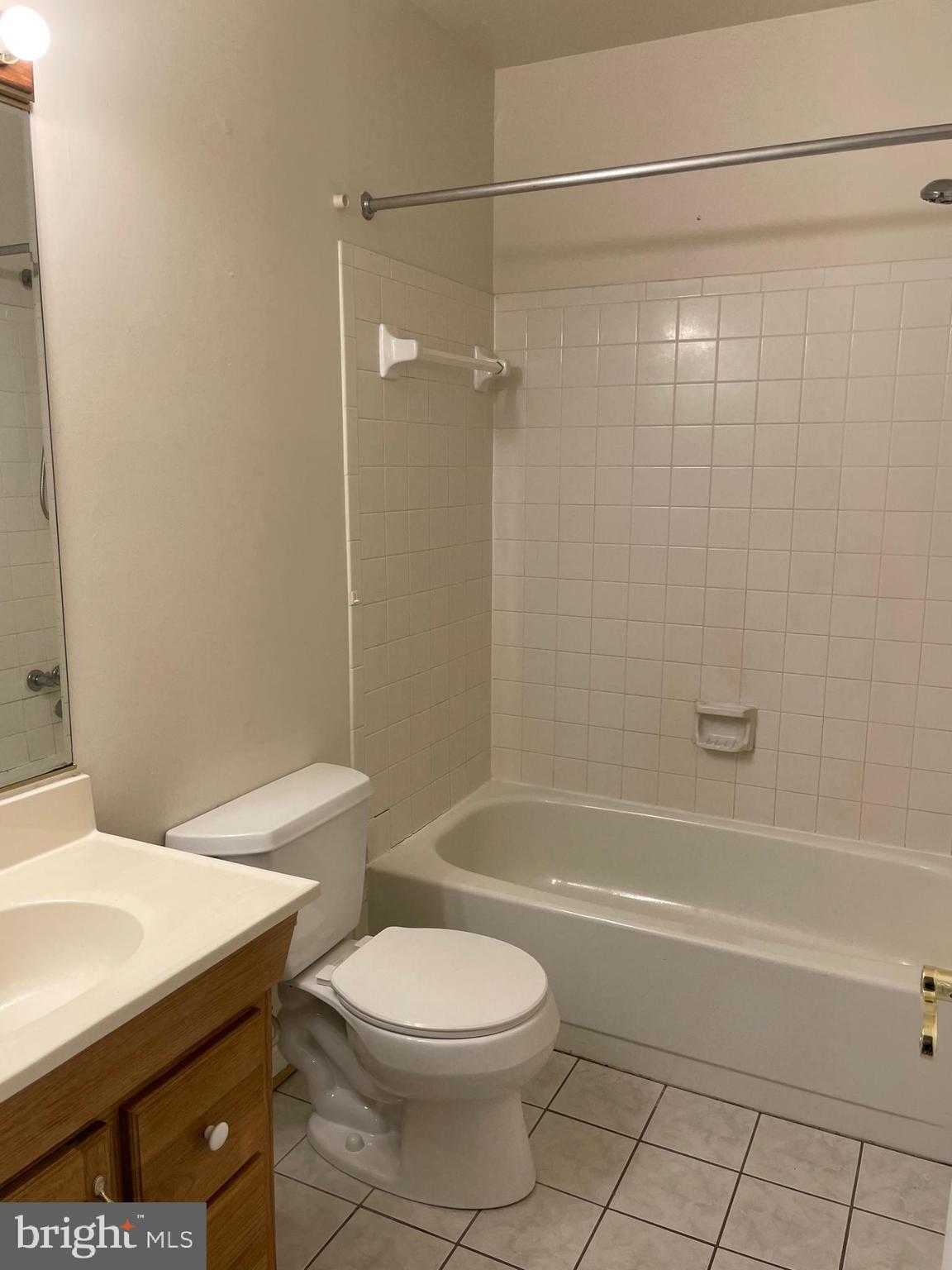 SOMERSET - Residential Lease