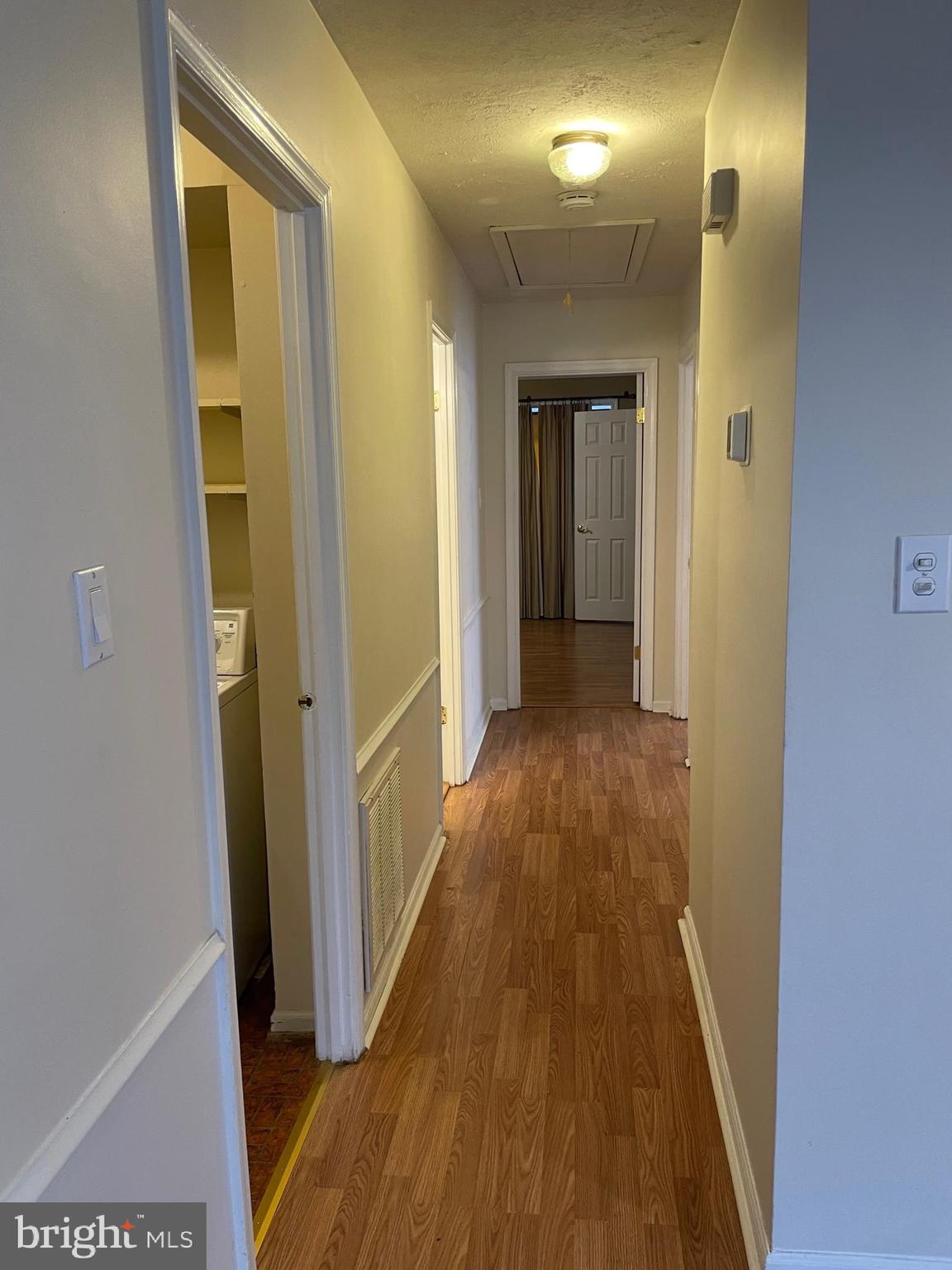 SOMERSET - Residential Lease