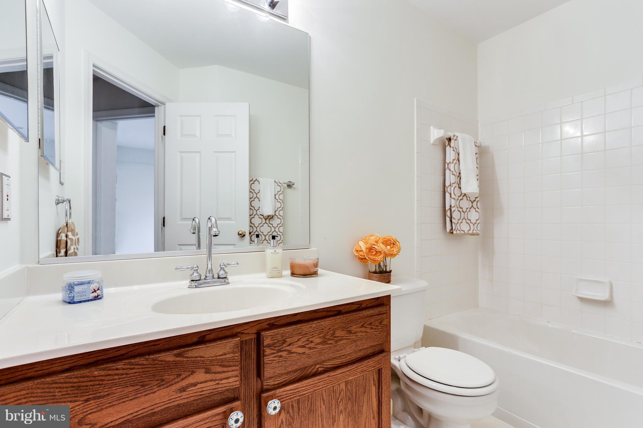 PINEY ORCHARD - Residential