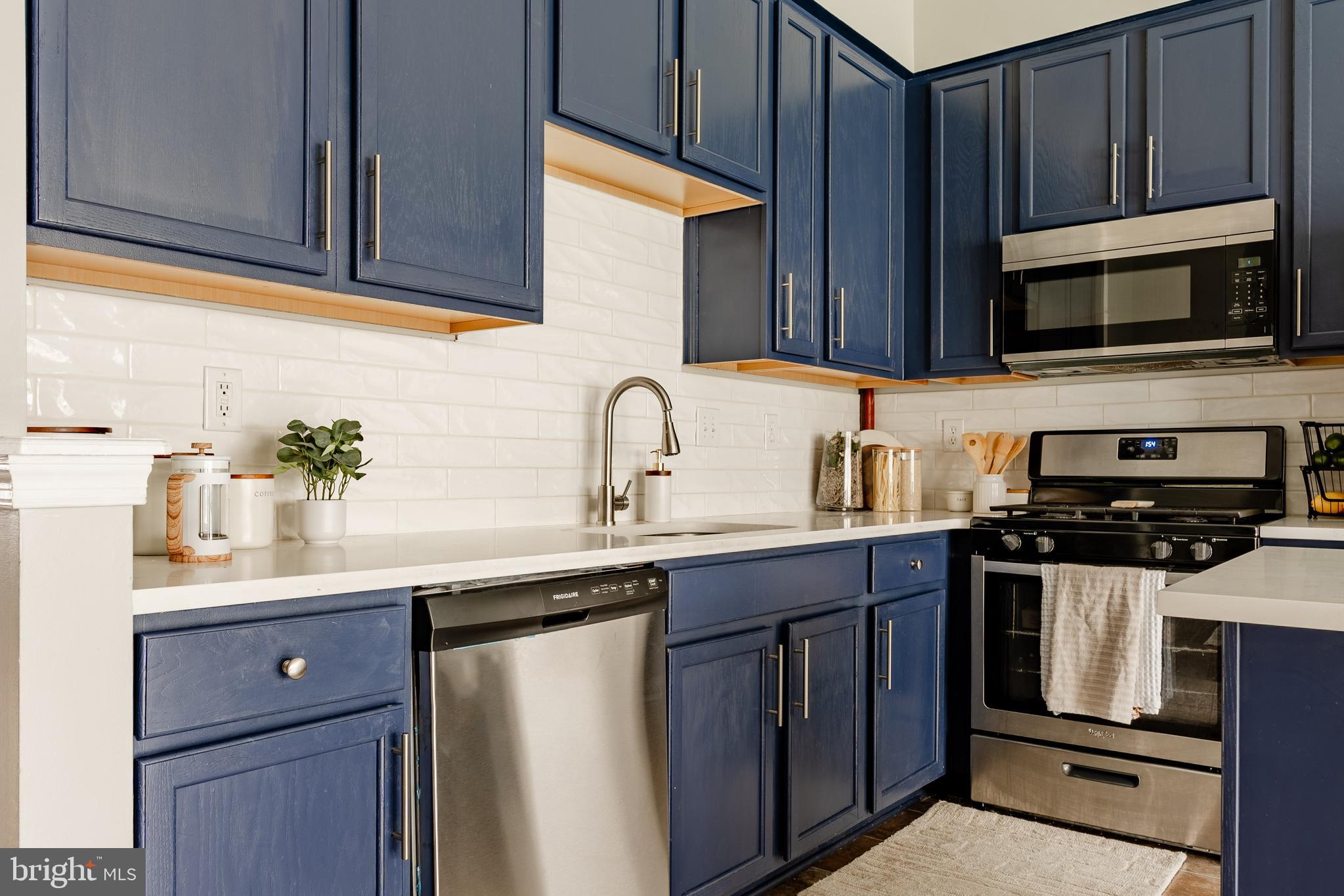 CHAMBERS HILL - Residential