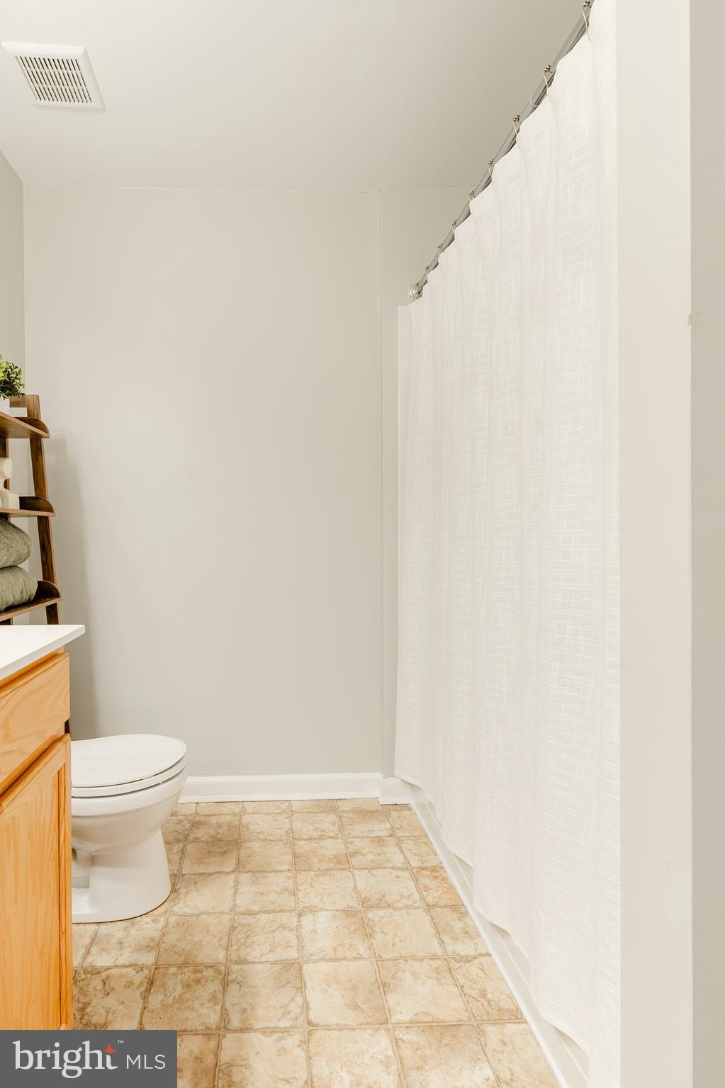 CHAMBERS HILL - Residential