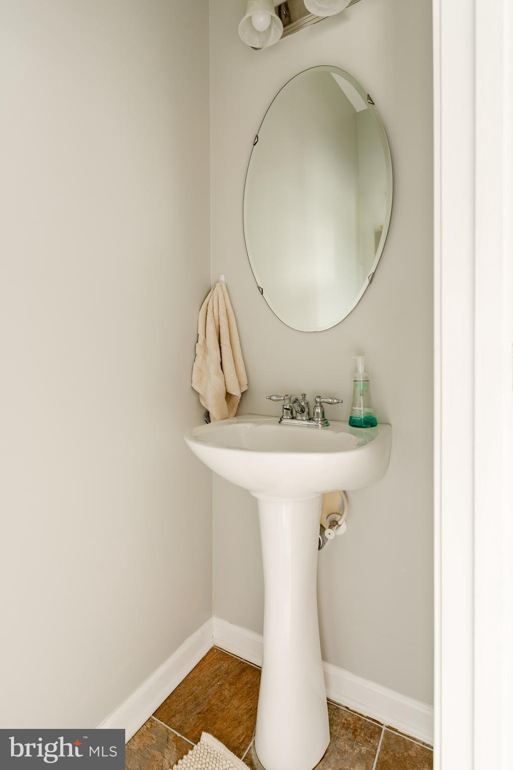 CHAMBERS HILL - Residential