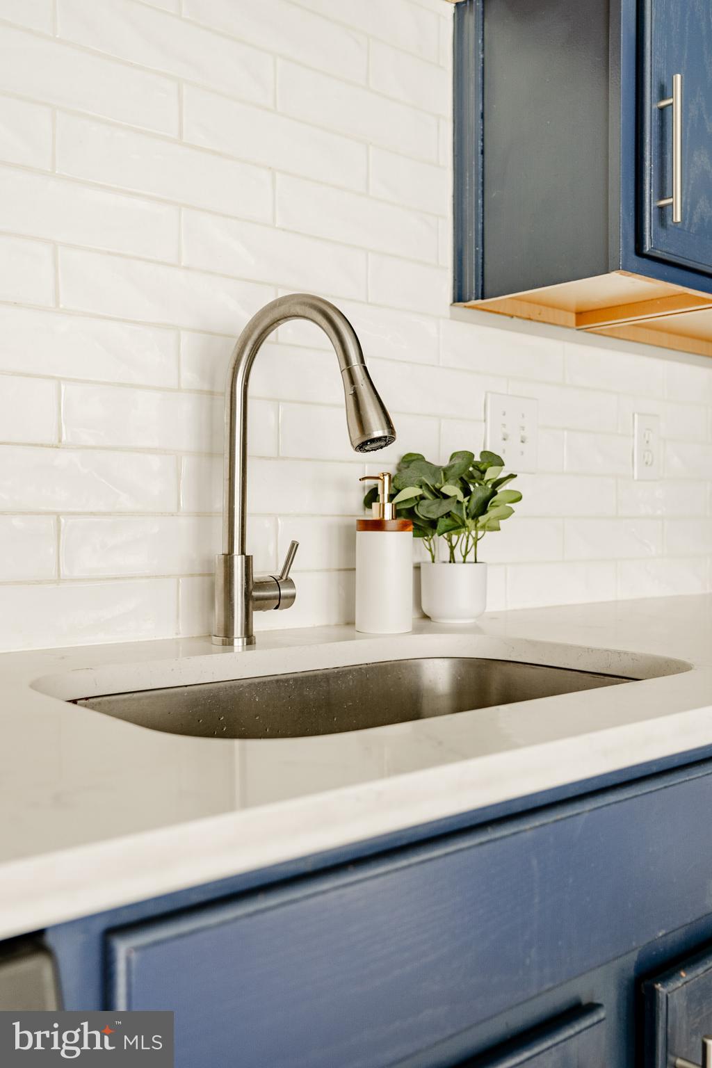 CHAMBERS HILL - Residential